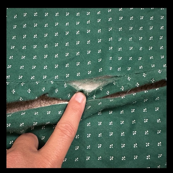 Vintage Heart of Country Christmas Quilted Reversible Tree Skirt - Picture 6 of 6